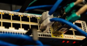 Nested Sunucular ve Mail Sunucuları: Linux Hosting ile Verimli Çalışma dehost4