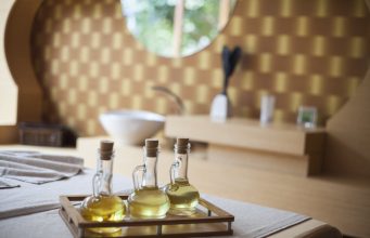 Hint Yağı: Doğal Bakımın Güçlü Destekçisi arifoglu5