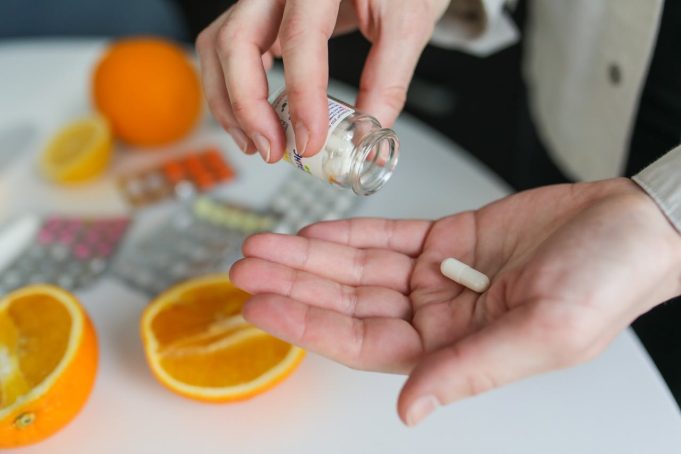 Uçuk Nedir? Belirtileri, Tedavisi ve Dosya Dolapları ile Düzenli Yaşam Rehberi vitabir2